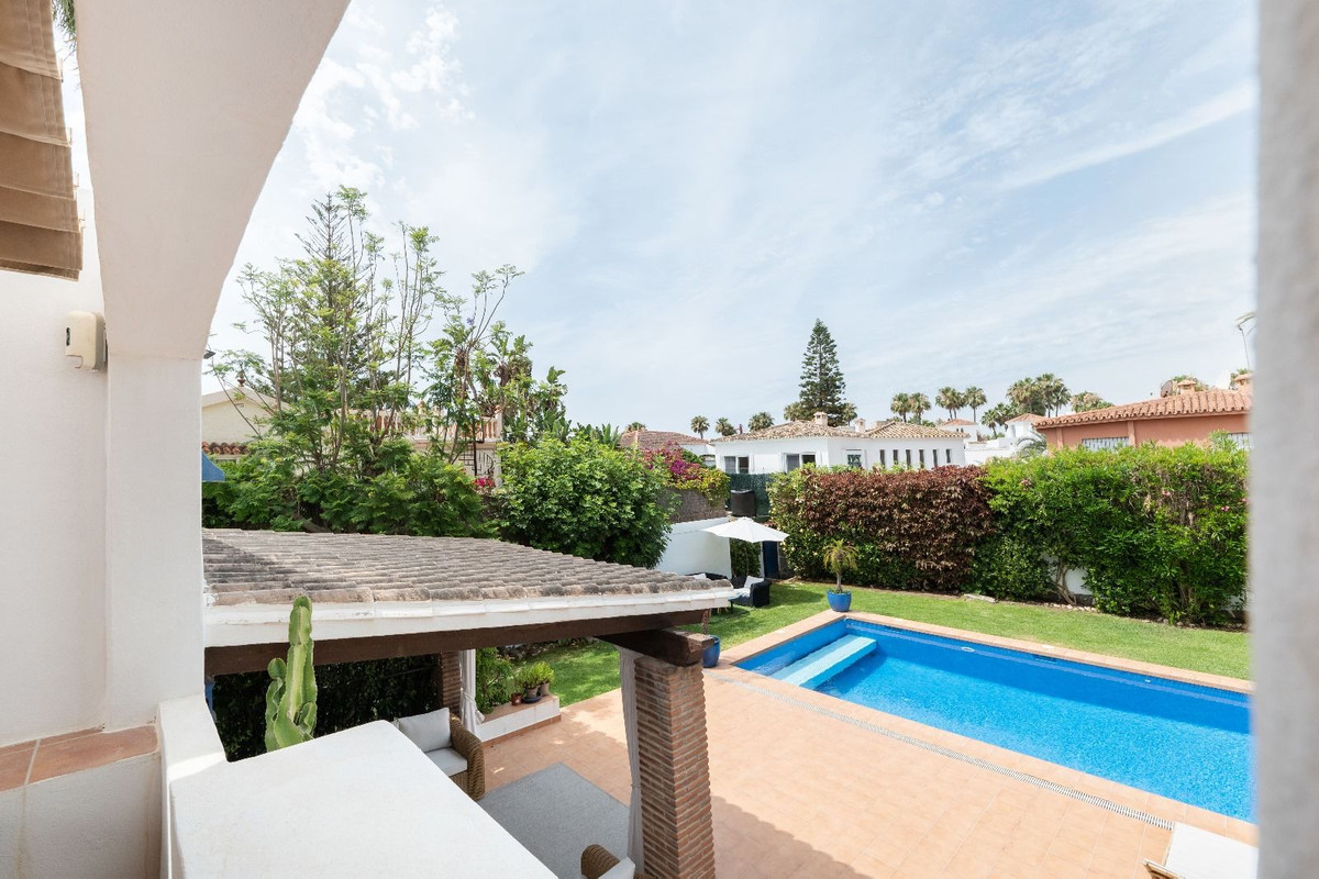 Detached Villa in The Golden Mile