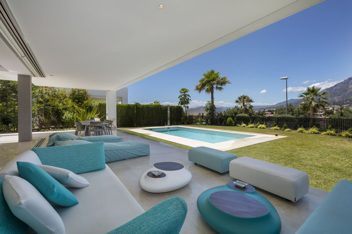 Detached Villa in Marbella