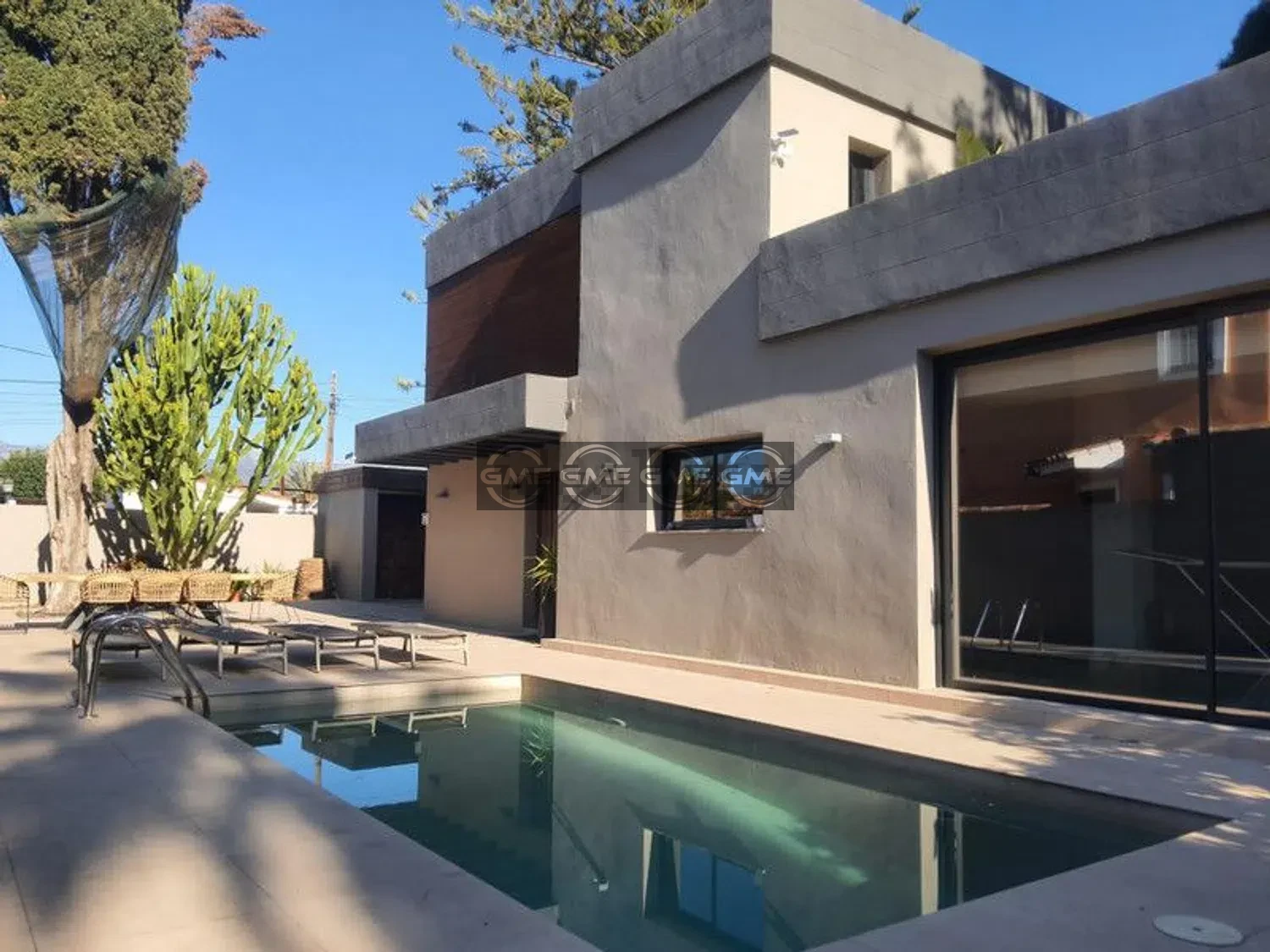Detached house for rent in Costabella