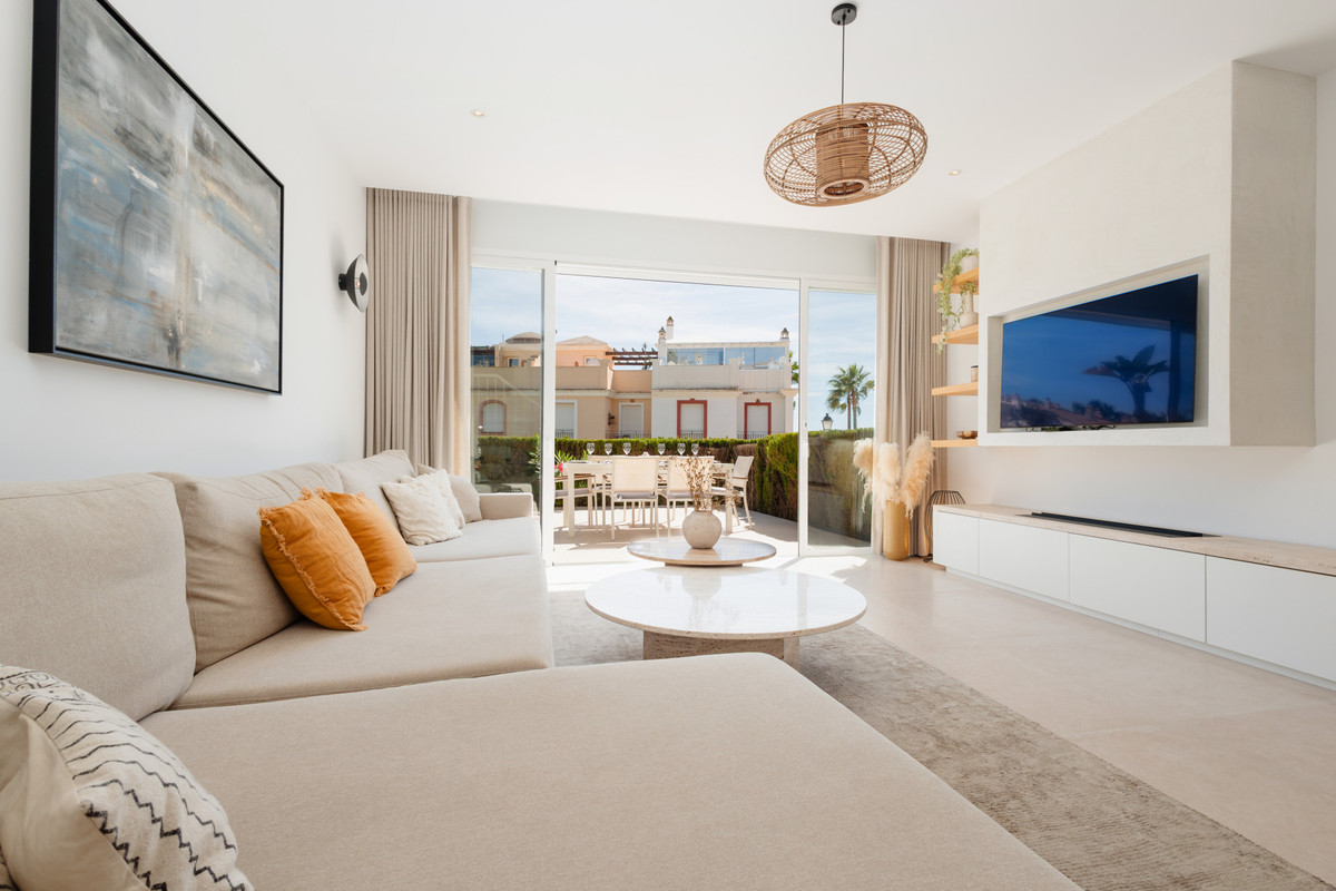 Semi-Detached House in Bahía de Marbella