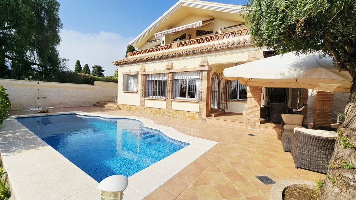 Detached Villa in Guadalmina Alta