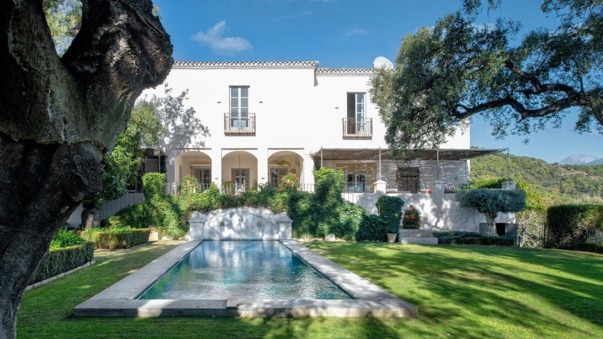 Detached Villa in El Madroñal