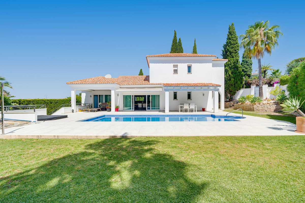 Detached Villa in El Rosario