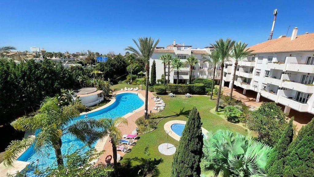 4 bedroom luxury penthouse for sale in Marbella, Andalusia