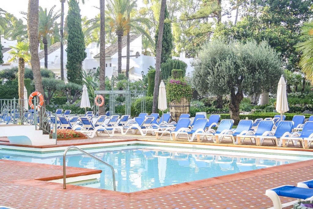 3 bedroom luxury penthouse for sale in Puerto Banus, Andalusia