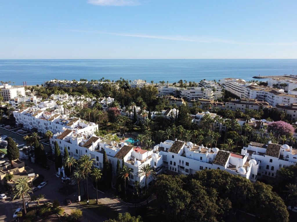 Luxury penthouse for sale in Marbella, Andalusia