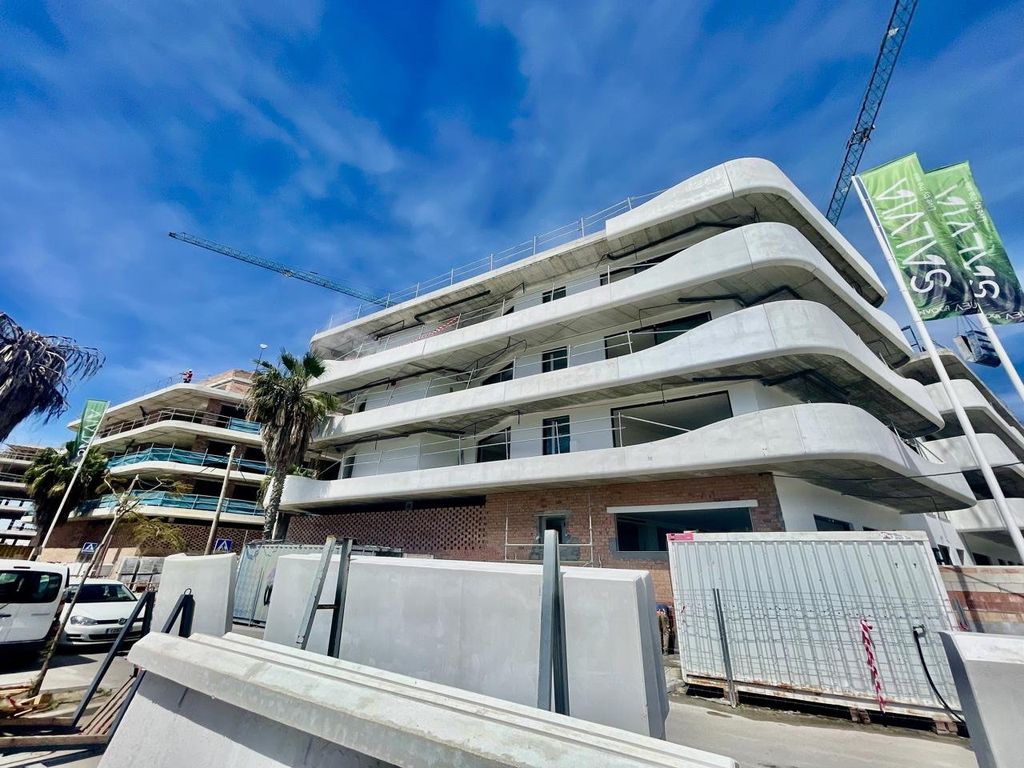 4 bedroom luxury penthouse for sale in Marbella, Andalusia