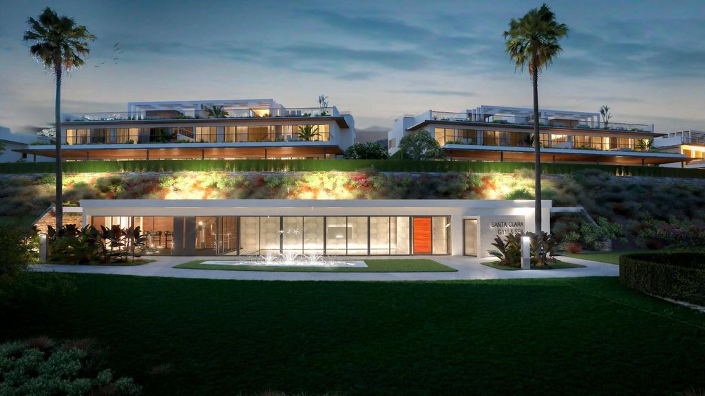4 room luxury penthouse for sale in Marbella, Andalusia