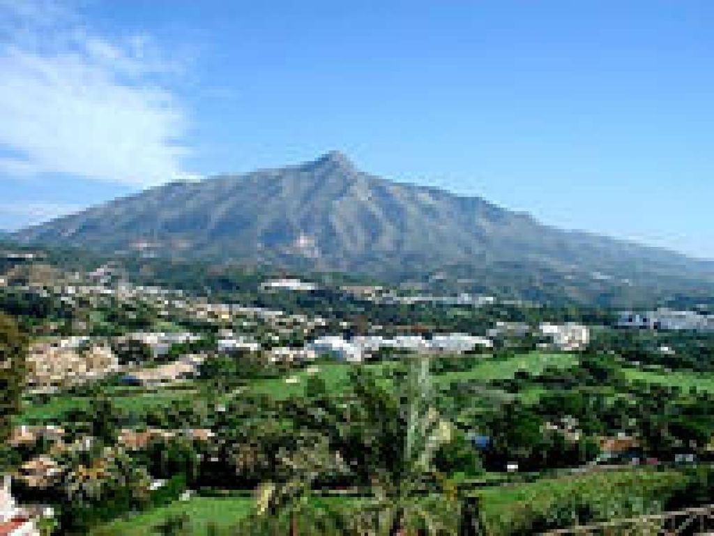 3 bedroom luxury penthouse for sale in Marbella, Spain