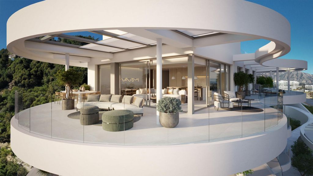 4 bedroom luxury penthouse for sale in Marbella, Andalusia