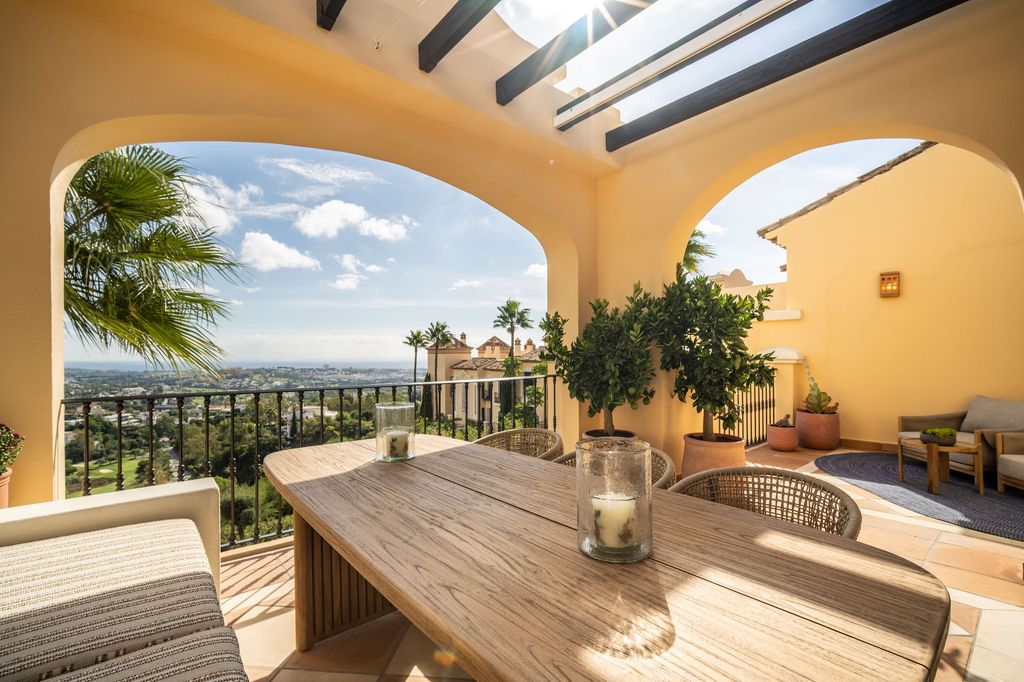 3 bedroom luxury penthouse for sale in Marbella, Spain