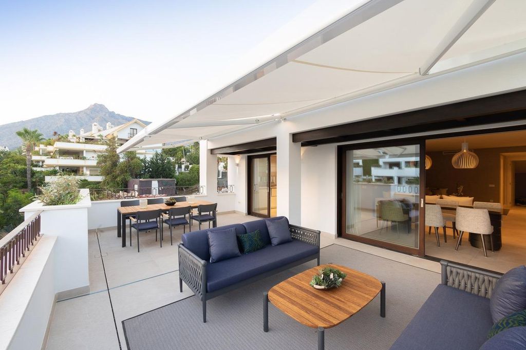 3 bedroom luxury penthouse for sale in Marbella, Spain