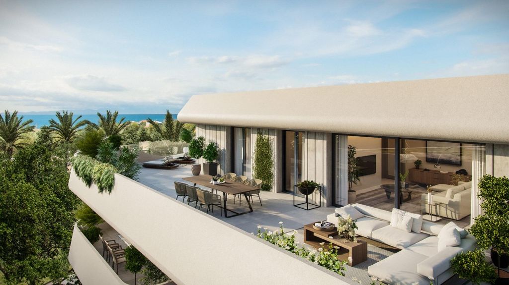 4 room luxury penthouse for sale in Marbella, Spain