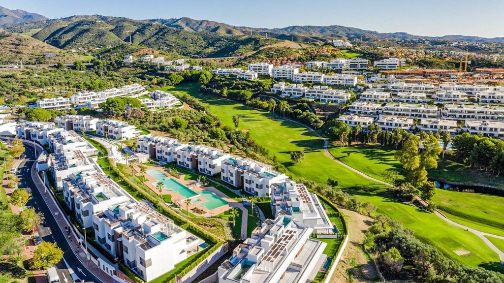 Luxury penthouse for sale in Marbella, Spain