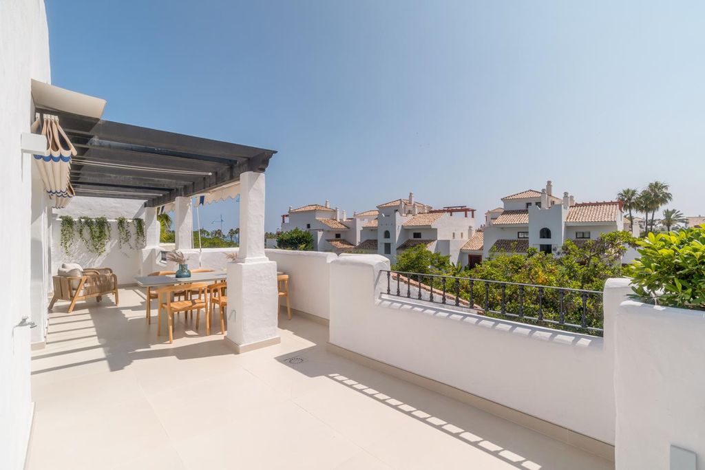 3 bedroom luxury penthouse for sale in Marbella, Spain