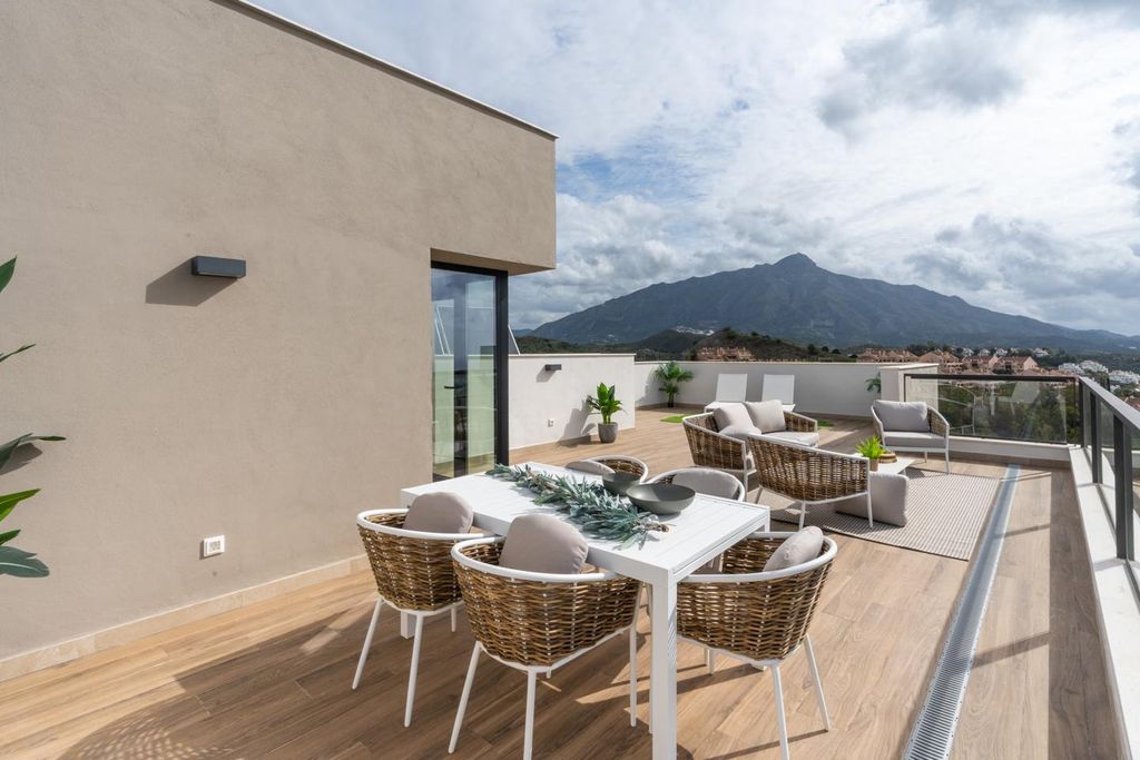 3 bedroom luxury penthouse for sale in Marbella, Spain