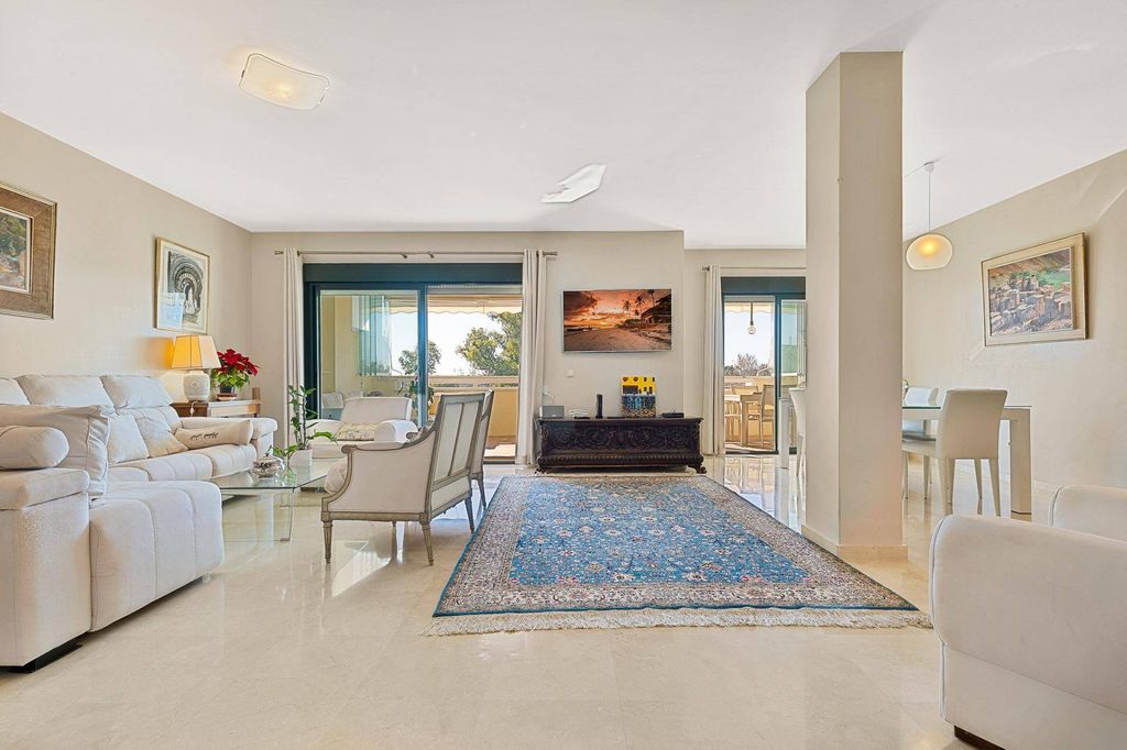 Luxury penthouse for sale in Marbella, Andalusia