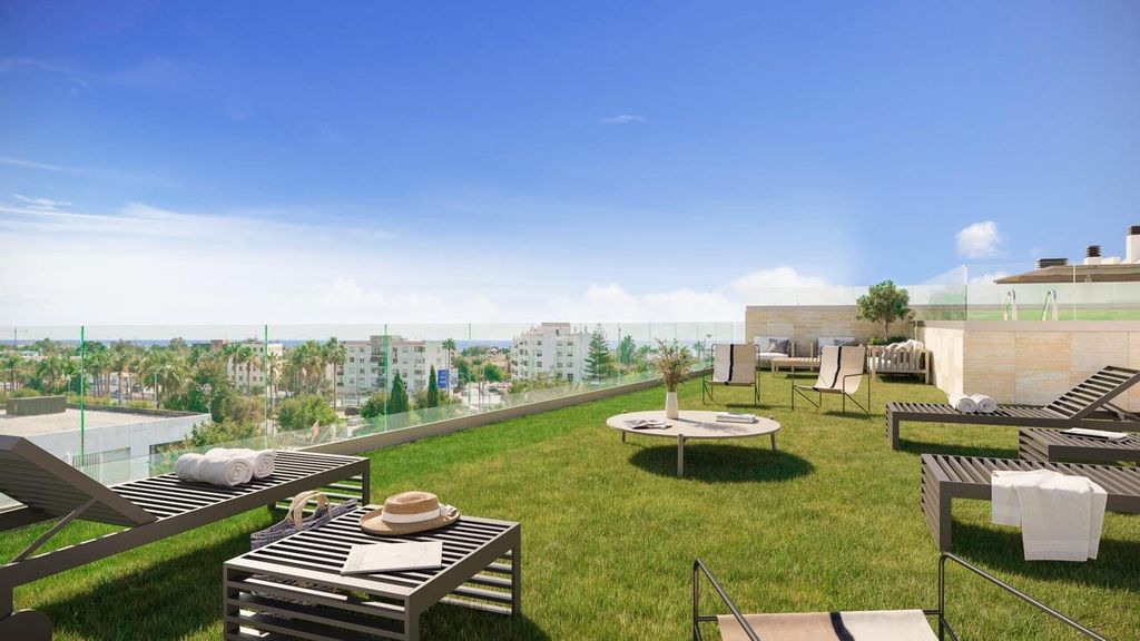 Luxury penthouse for sale in Marbella, Andalusia