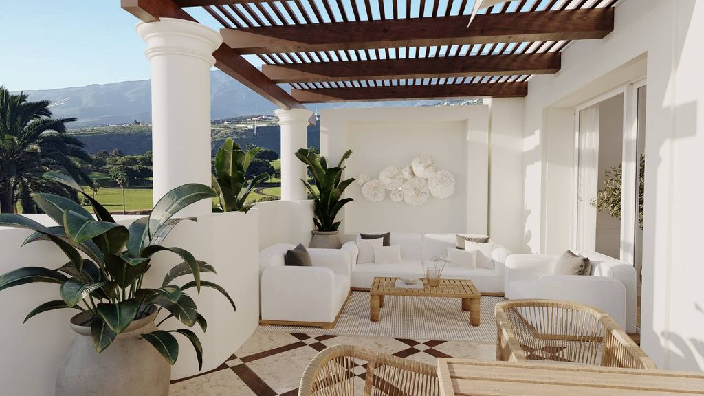3 bedroom luxury penthouse for sale in Nueva Andalucia, Andalusia