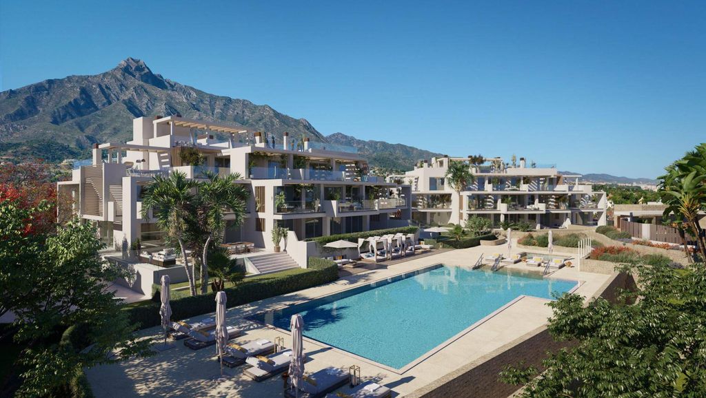 4 bedroom luxury penthouse for sale in Marbella, Andalusia