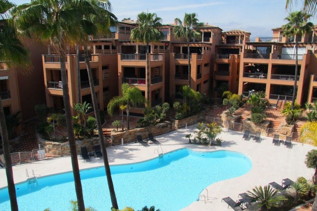 3 bedroom luxury penthouse for sale in Marbella, Andalusia