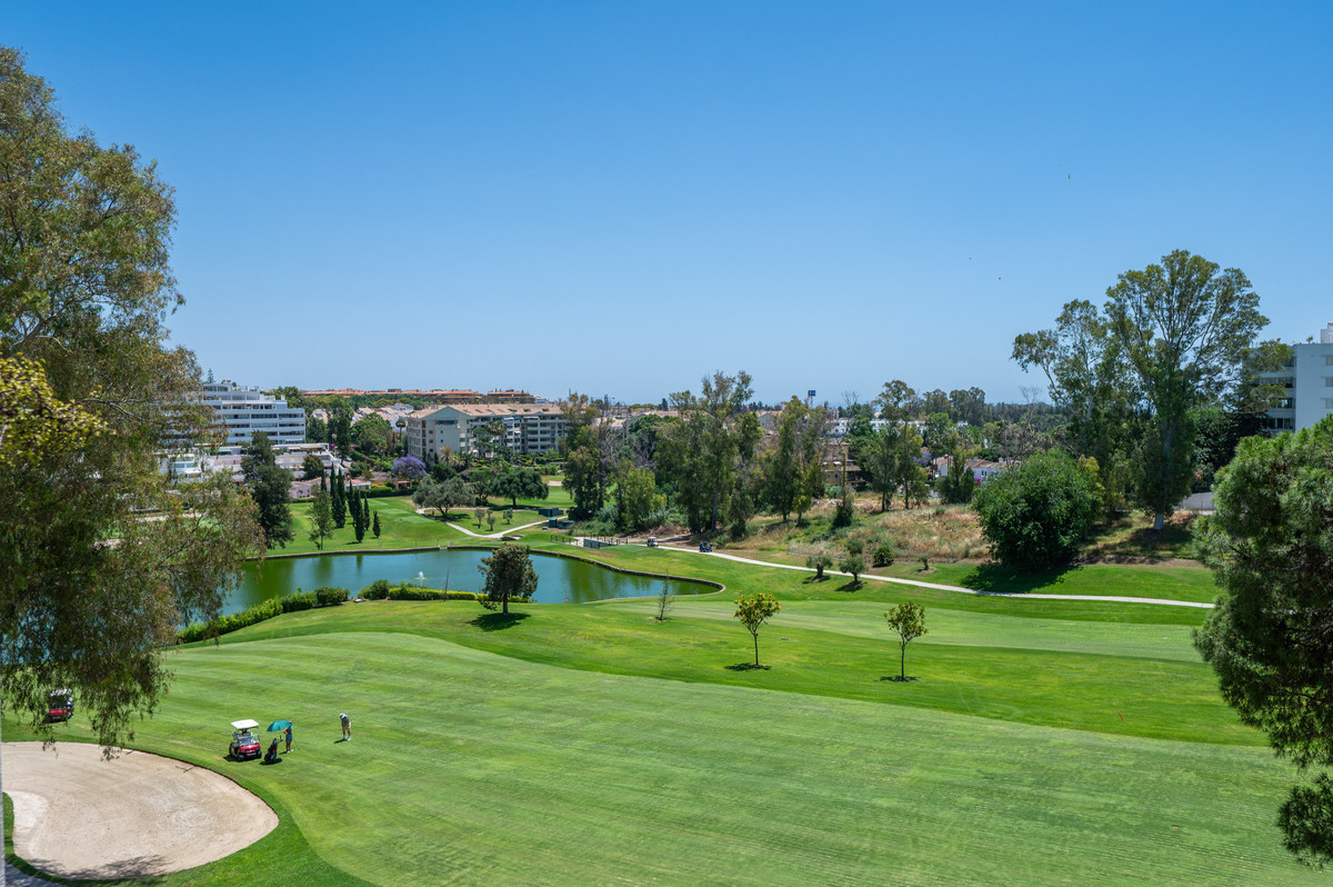 Penthouse Duplex for rent in Guadalmina Alta