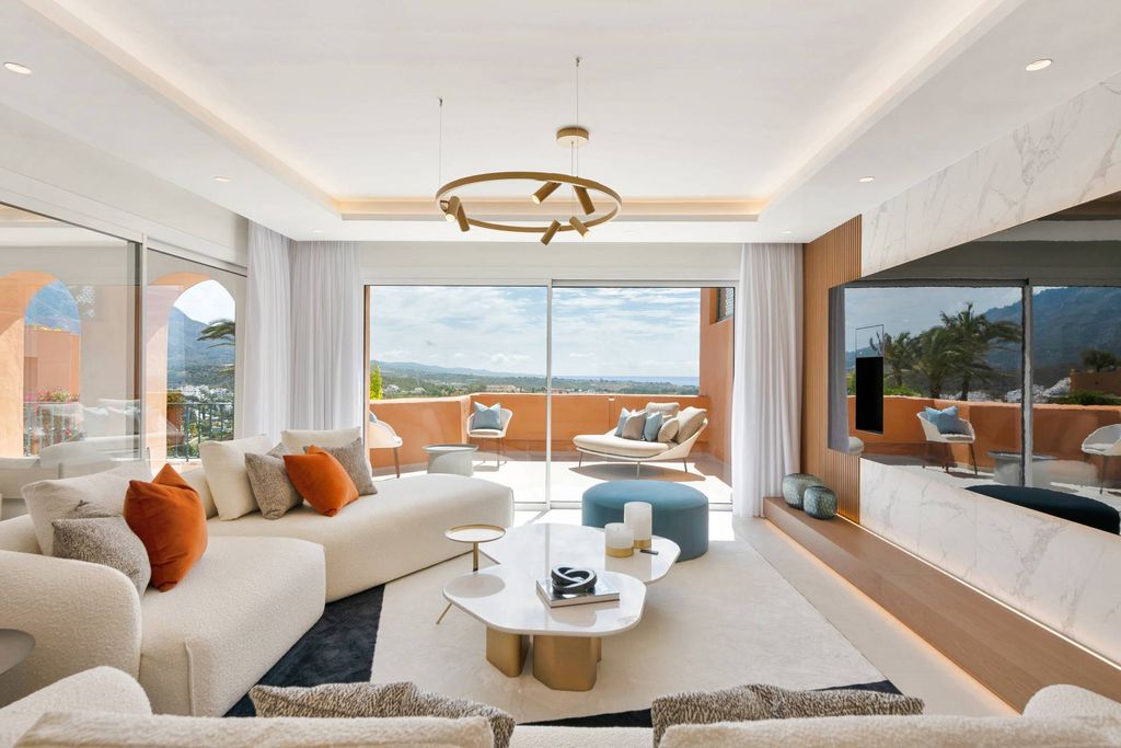 Luxury penthouse for sale in Marbella, Andalusia