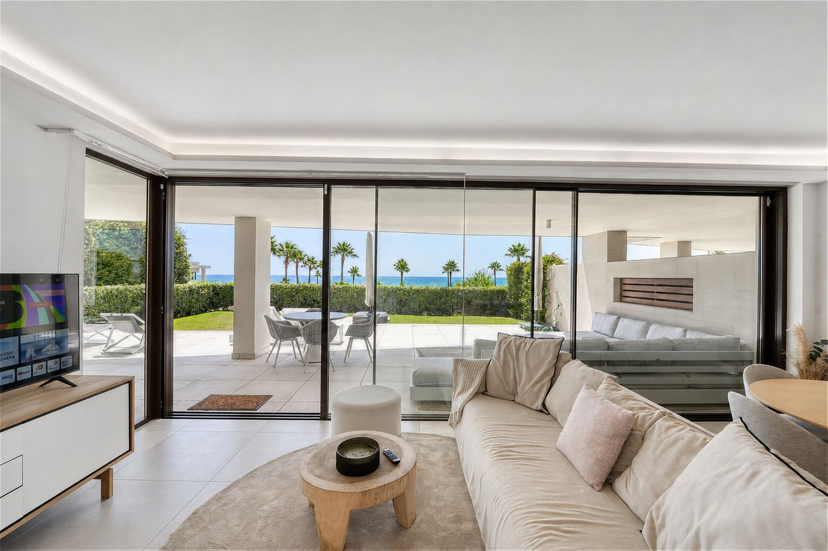 Ground Floor for rent in Estepona